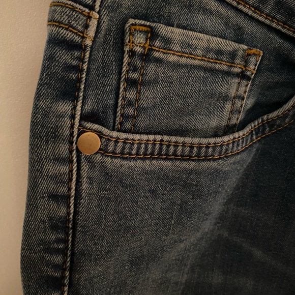 Skinny Denim - Picture 4 of 4